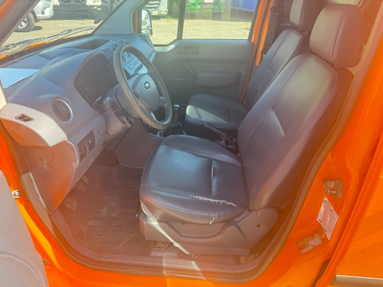 Mali kombi Ford Transit Connect Kasten lang: slika 8