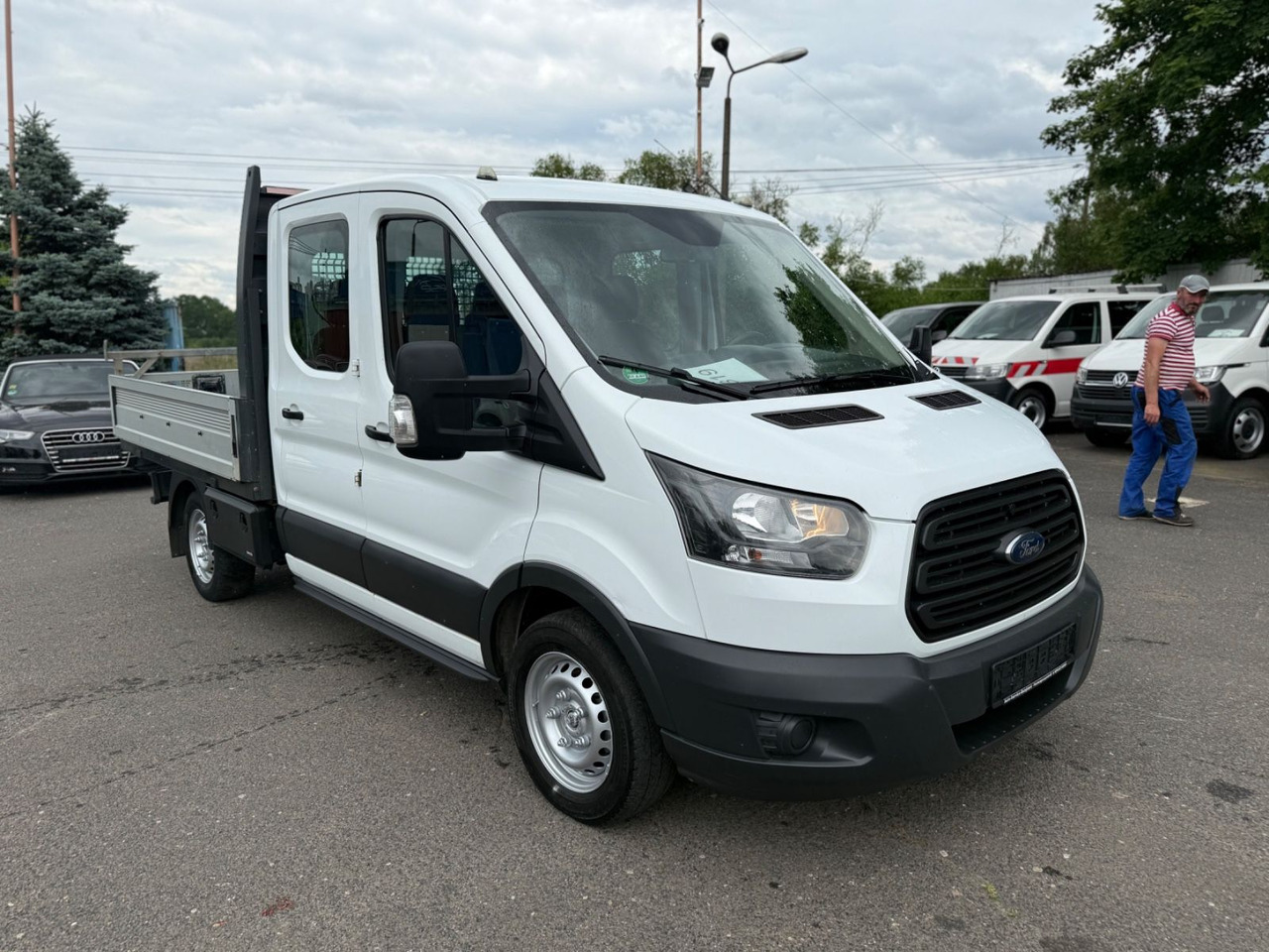 Ford Transit Pritsche 310 L2 Doppelkabine - Dostavno vozilo s kesonom, Dostavno vozilo z dvojno kabino: slika 2 Ford Transit Pritsche 310 L2 Doppelkabine - Dostavno vozilo s kesonom, Dostavno vozilo z dvojno kabino: slika 2