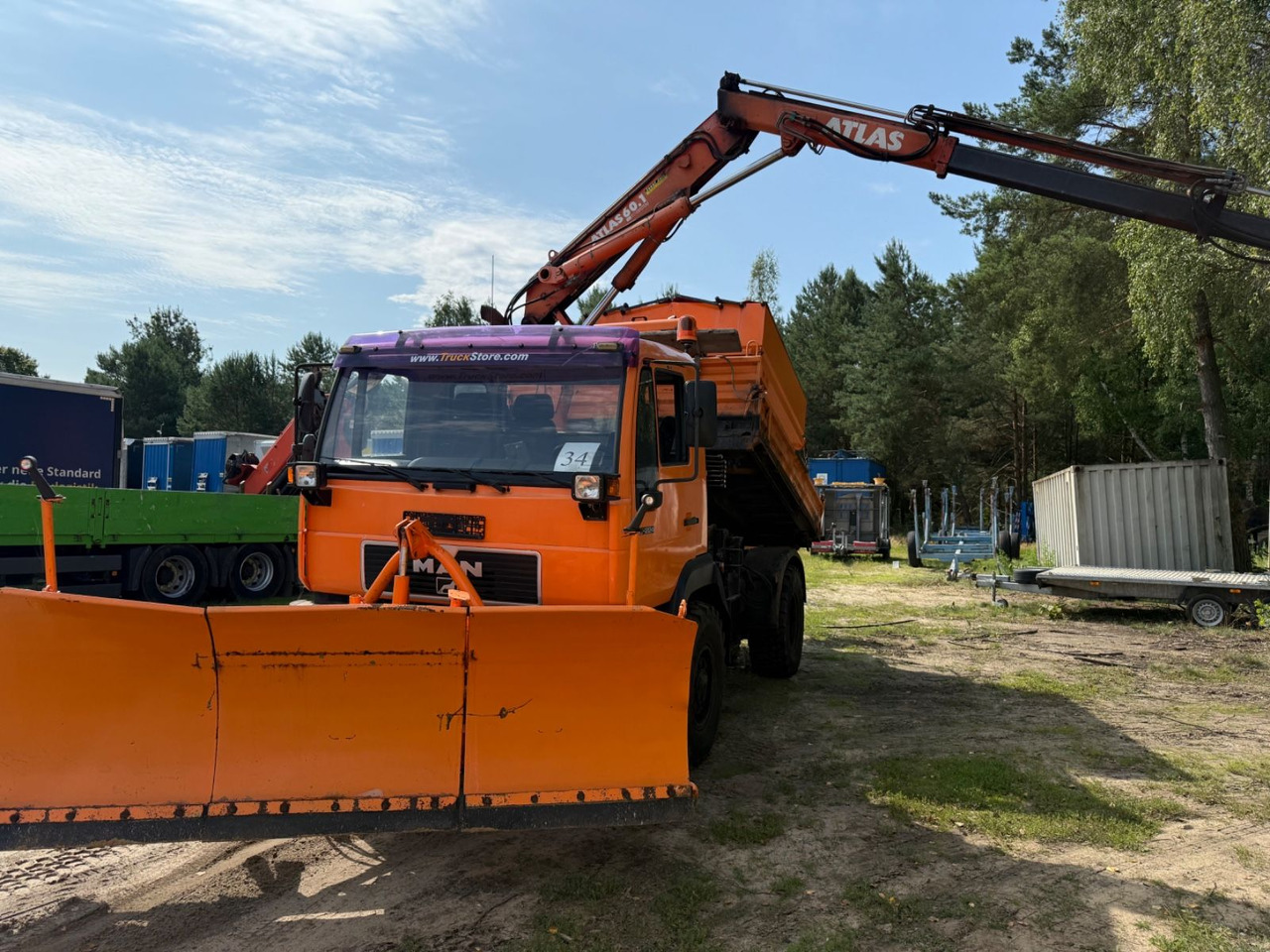MAN 10.224 Atlas Kran Salzstreuer 4X4 - Tovornjak prekucnik, Tovornjak z dvigalom: slika 1 MAN 10.224 Atlas Kran Salzstreuer 4X4 - Tovornjak prekucnik, Tovornjak z dvigalom: slika 1