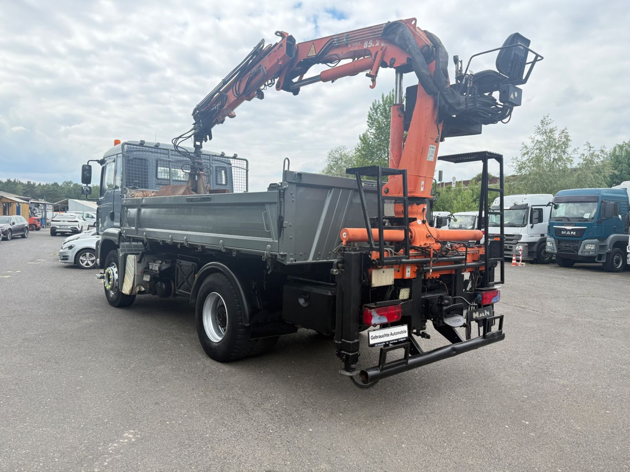 Tovornjak prekucnik, Tovornjak z dvigalom MAN TGA 18.350 Kran Terex: slika 8