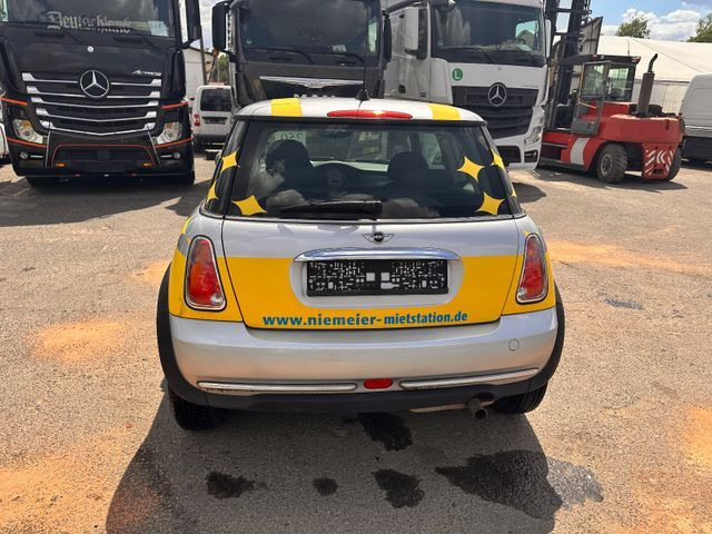 MINI ONE Mini One - Avtomobil: slika 4 MINI ONE Mini One - Avtomobil: slika 4