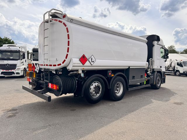 Mercedes-Benz Actros 2541 Tankwagen - Tovornjak cisterna: slika 4 Mercedes-Benz Actros 2541 Tankwagen - Tovornjak cisterna: slika 4