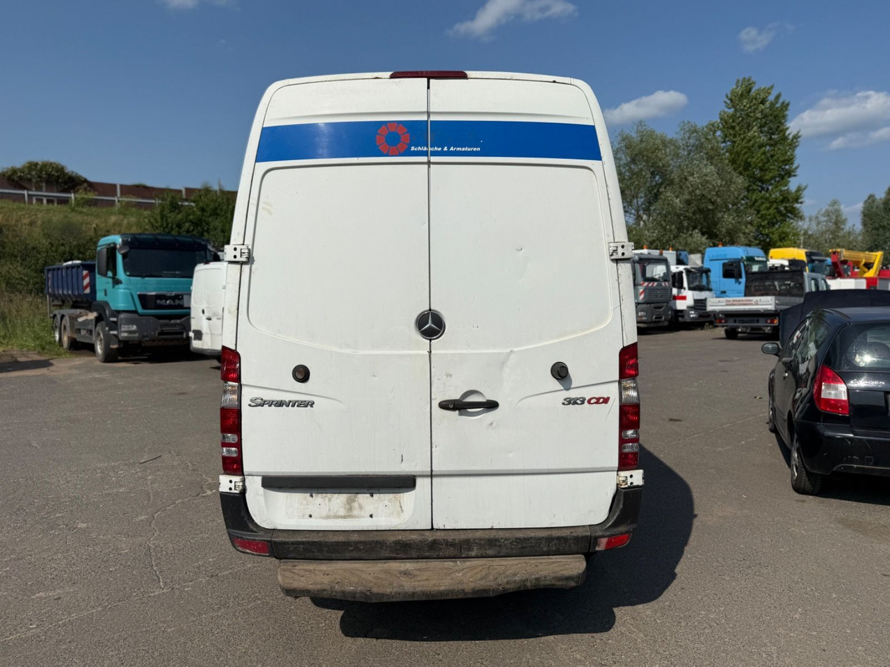 Mercedes-Benz Sprinter II Kasten 313 CDI MOTORSCHADEN !!! - Furgon: slika 4 Mercedes-Benz Sprinter II Kasten 313 CDI MOTORSCHADEN !!! - Furgon: slika 4