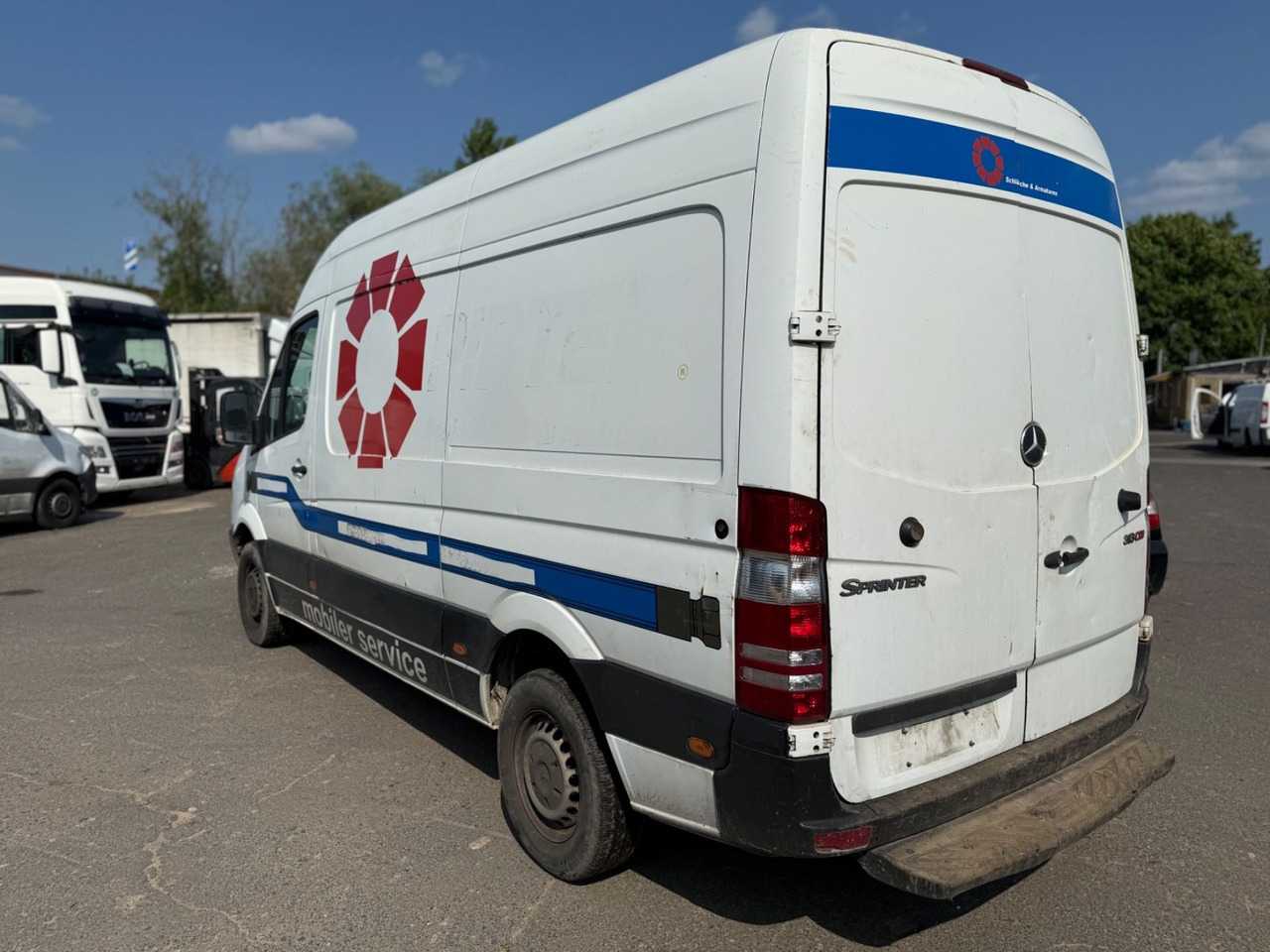 Mercedes-Benz Sprinter II Kasten 313 CDI MOTORSCHADEN !!! - Furgon: slika 5 Mercedes-Benz Sprinter II Kasten 313 CDI MOTORSCHADEN !!! - Furgon: slika 5