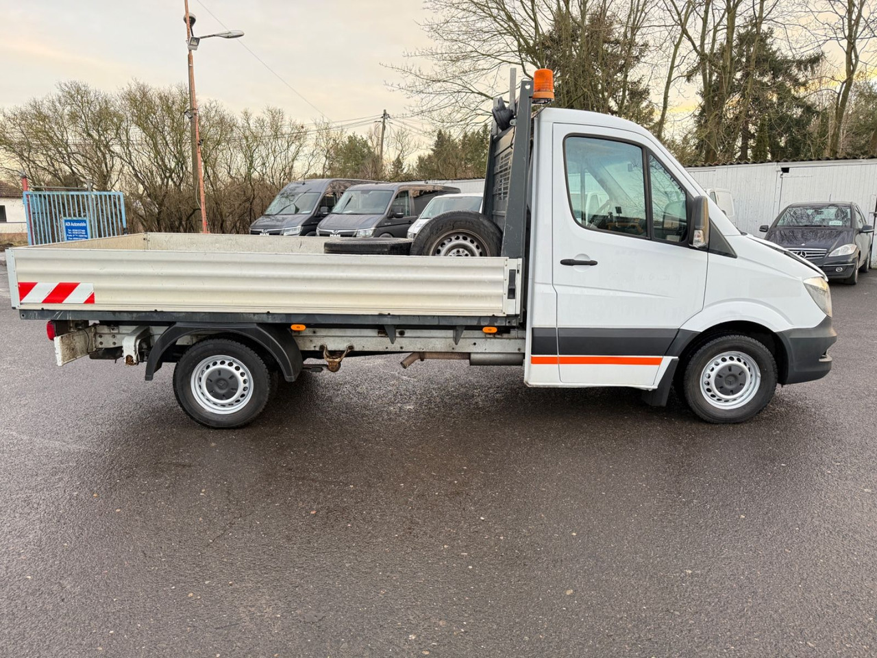 Mercedes-Benz Sprinter II Pritsche 313 CDI - Dostavno vozilo s kesonom: slika 3 Mercedes-Benz Sprinter II Pritsche 313 CDI - Dostavno vozilo s kesonom: slika 3