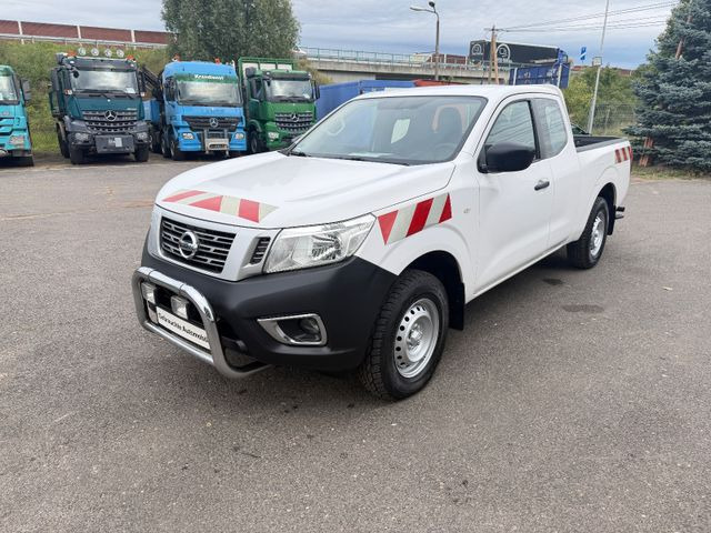 Nissan Navara NP300 Visia King Cab 4x4 - SUV: slika 3 Nissan Navara NP300 Visia King Cab 4x4 - SUV: slika 3