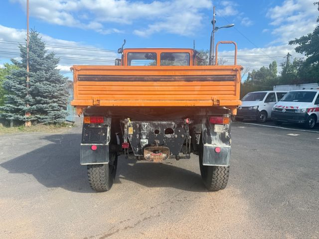 Unimog 2100 4x4 - Tovornjak s kesonom: slika 4 Unimog 2100 4x4 - Tovornjak s kesonom: slika 4