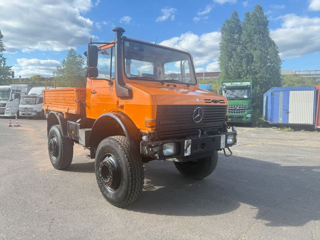 Unimog 2100 4x4 - Tovornjak s kesonom: slika 1 Unimog 2100 4x4 - Tovornjak s kesonom: slika 1