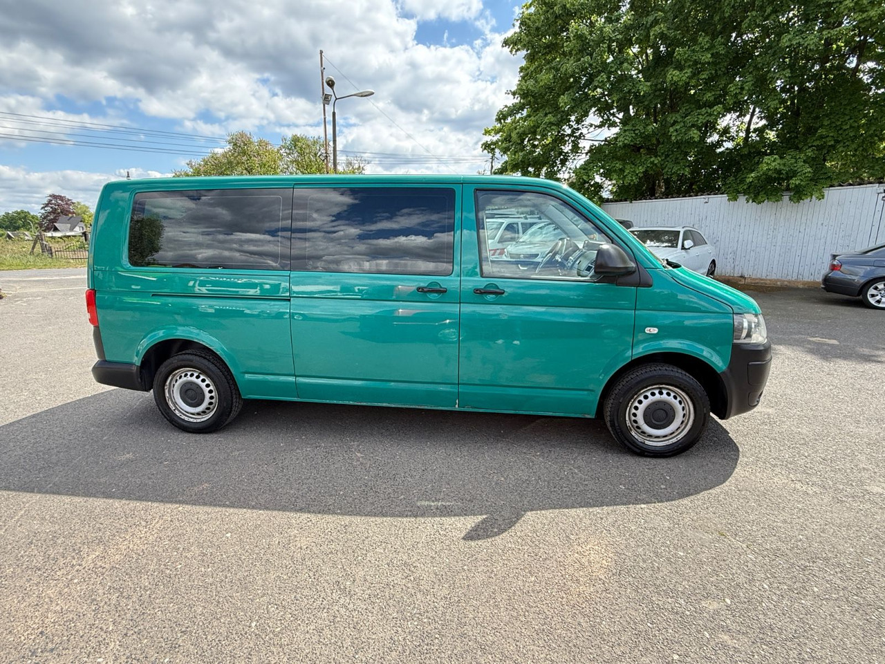 Volkswagen T5 Transporter Lang - Potniški kombi: slika 5 Volkswagen T5 Transporter Lang - Potniški kombi: slika 5