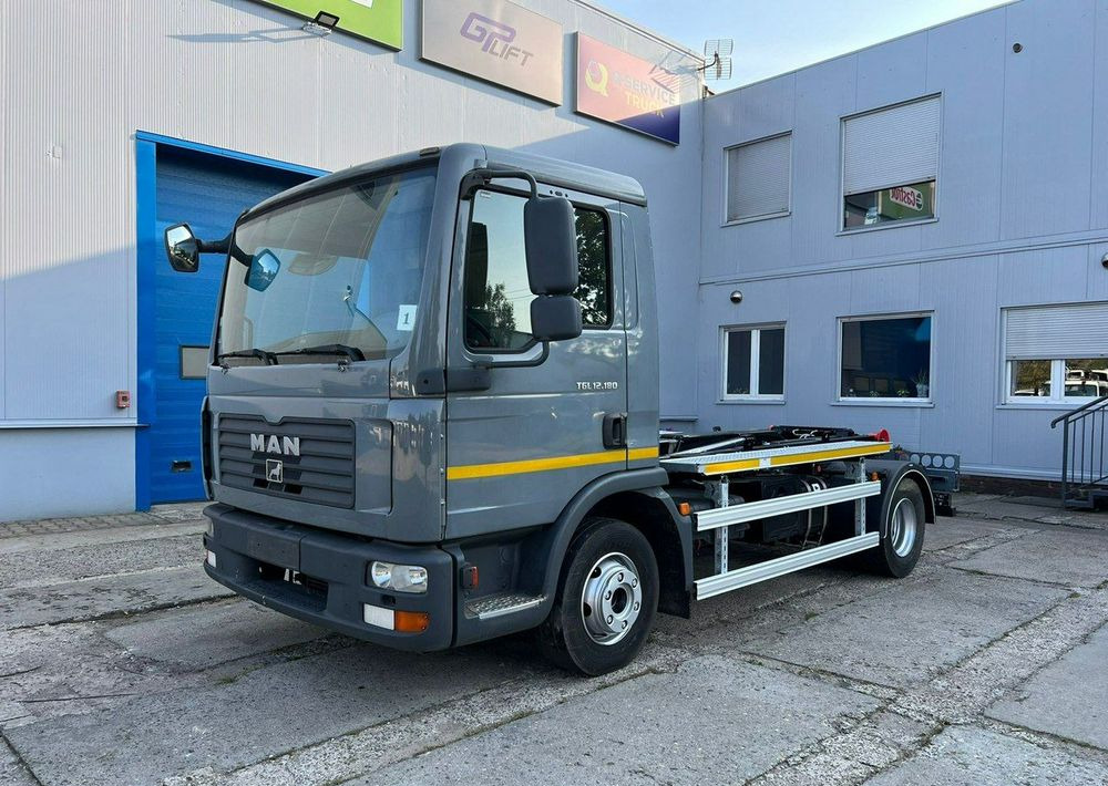 MAN TGL 12.180, hakowiec Janco/GP Lift - Smetarski tovornjak: slika 1 MAN TGL 12.180, hakowiec Janco/GP Lift - Smetarski tovornjak: slika 1