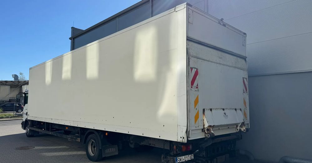 MAN TGL 12.250 4x2BL - Tovornjak zabojnik: slika 3 MAN TGL 12.250 4x2BL - Tovornjak zabojnik: slika 3