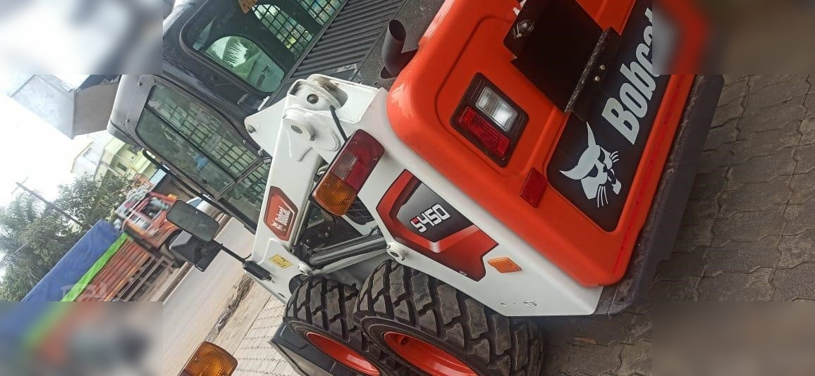 BOBCAT S450 - Mini nakladalec: slika 1 BOBCAT S450 - Mini nakladalec: slika 1