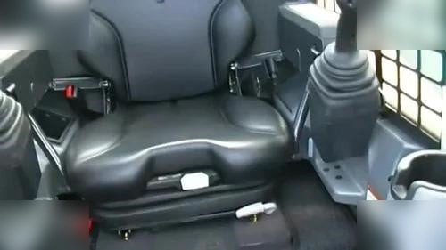 Nov Mini nakladalec BOBCAT S590: slika 6