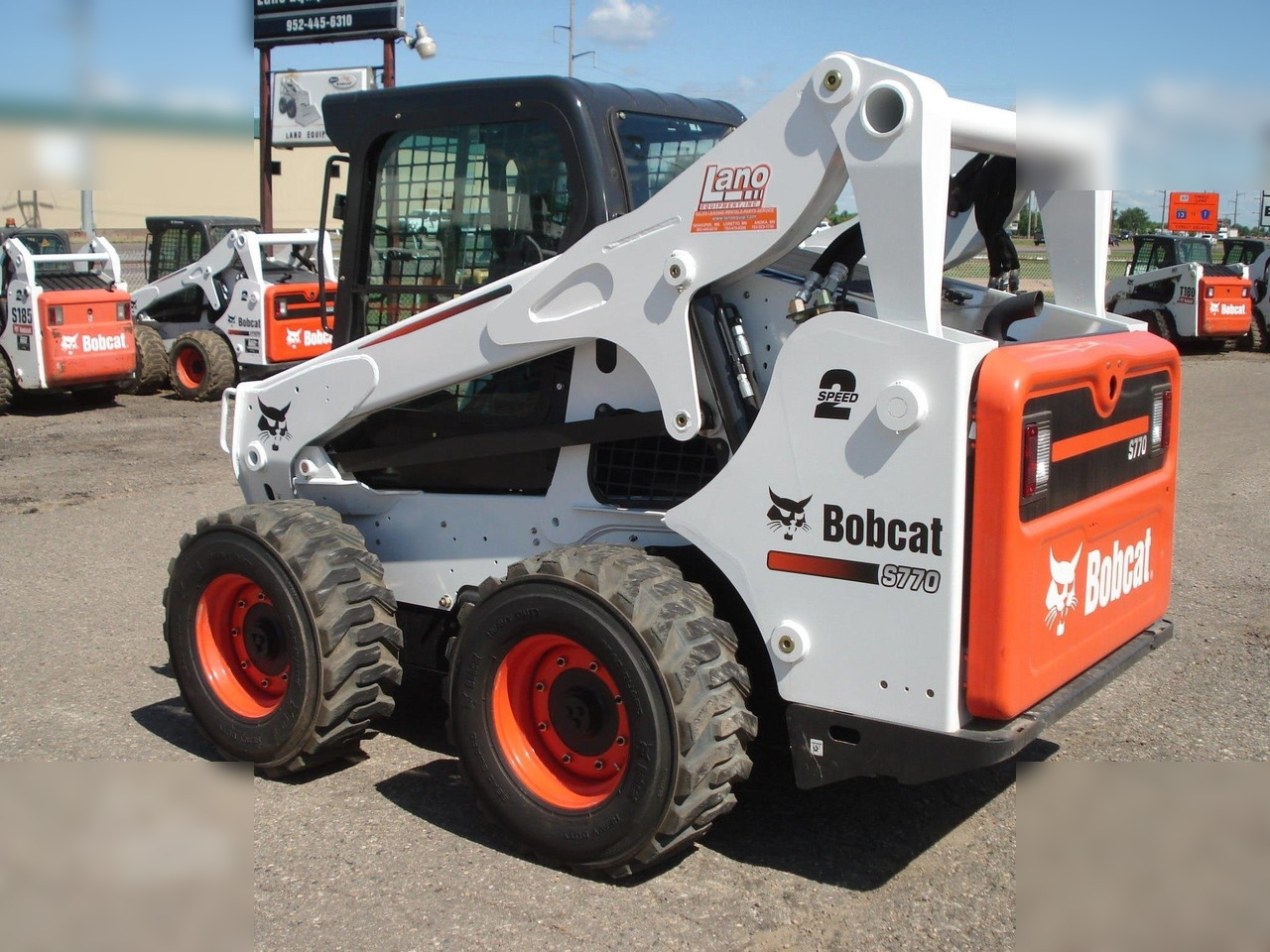 BOBCAT S770 - Mini nakladalec: slika 4 BOBCAT S770 - Mini nakladalec: slika 4
