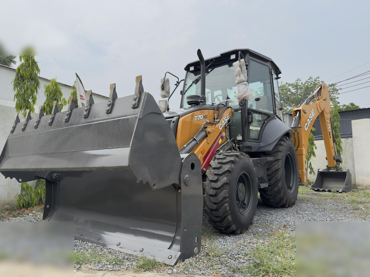 CASE 770NX MAGNUM - Bager nakladalec: slika 5 CASE 770NX MAGNUM - Bager nakladalec: slika 5
