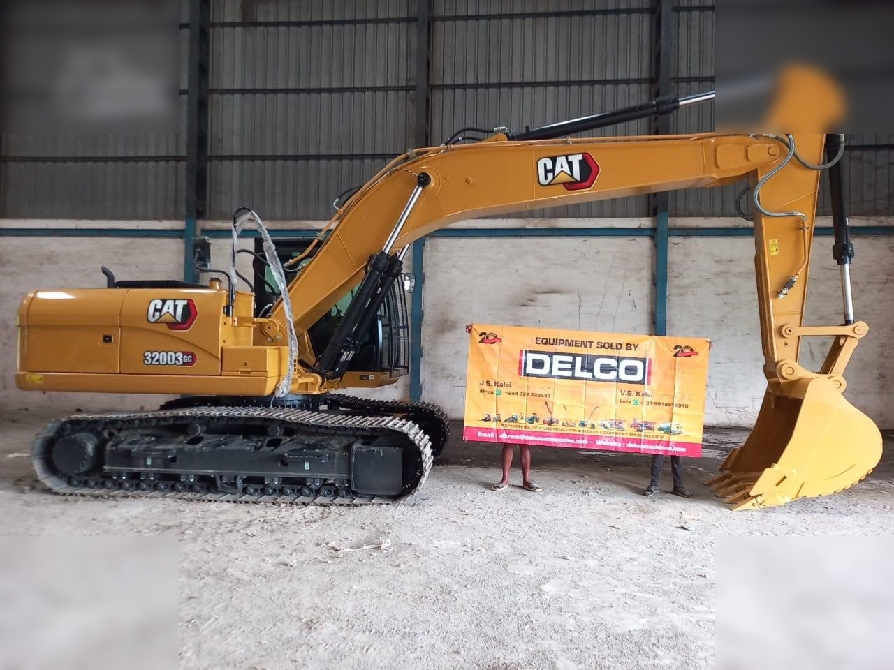 Nov Bager goseničar CATERPILLAR 320D3GC: slika 8
