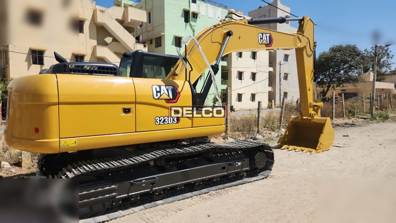 CATERPILLAR 323D3 - Bager goseničar: slika 3 CATERPILLAR 323D3 - Bager goseničar: slika 3
