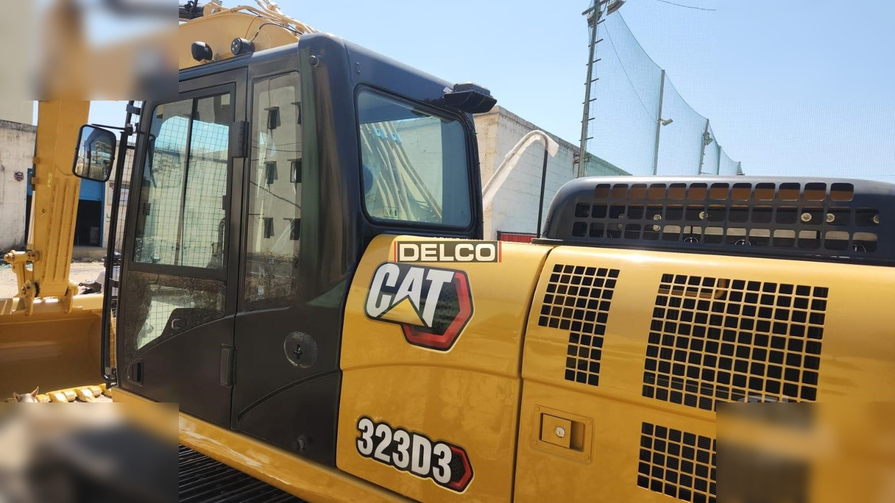 CATERPILLAR 323D3 - Bager goseničar: slika 5 CATERPILLAR 323D3 - Bager goseničar: slika 5