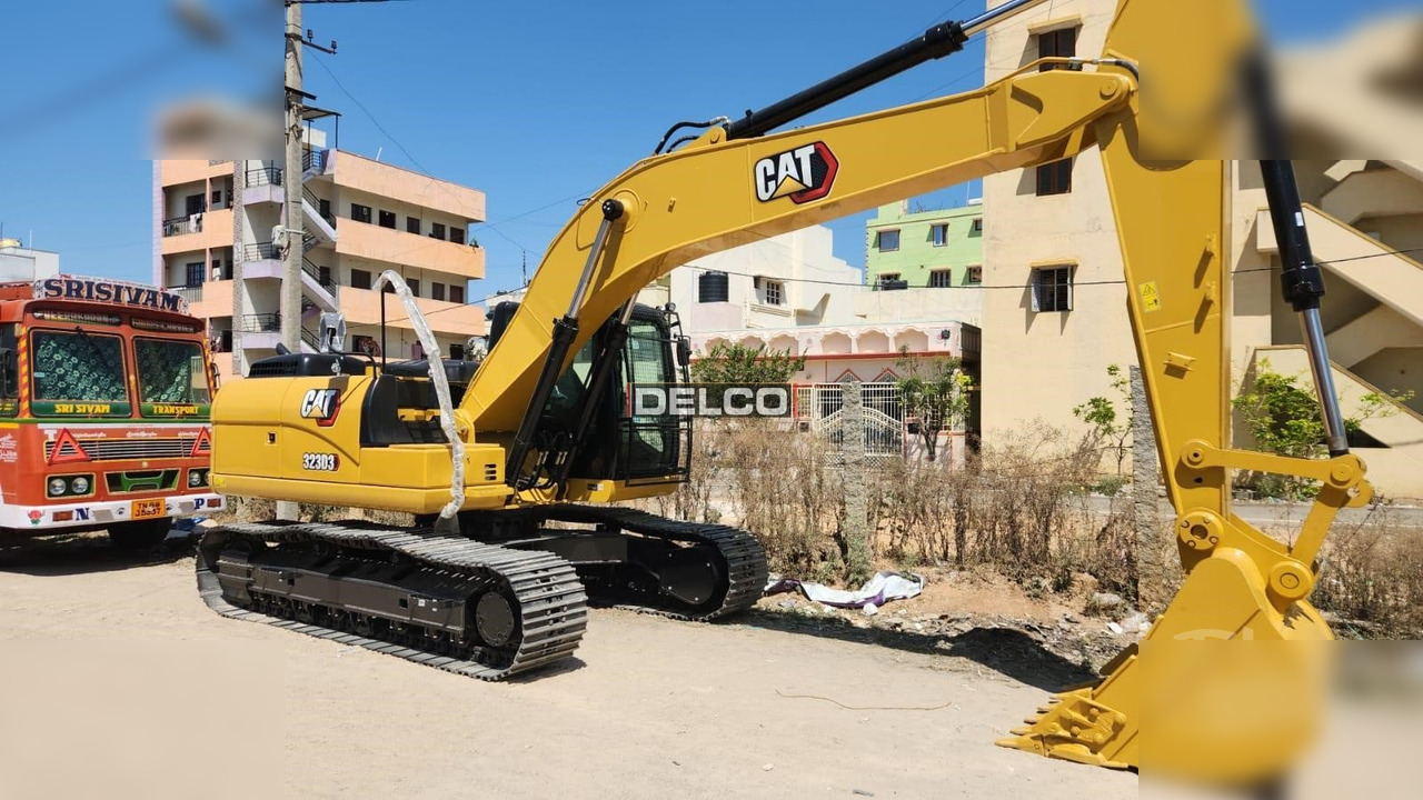 CATERPILLAR 323D3 - Bager goseničar: slika 3 CATERPILLAR 323D3 - Bager goseničar: slika 3
