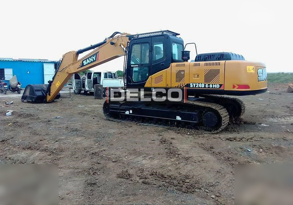 SANY SY240C-9HD - Bager goseničar: slika 1 SANY SY240C-9HD - Bager goseničar: slika 1