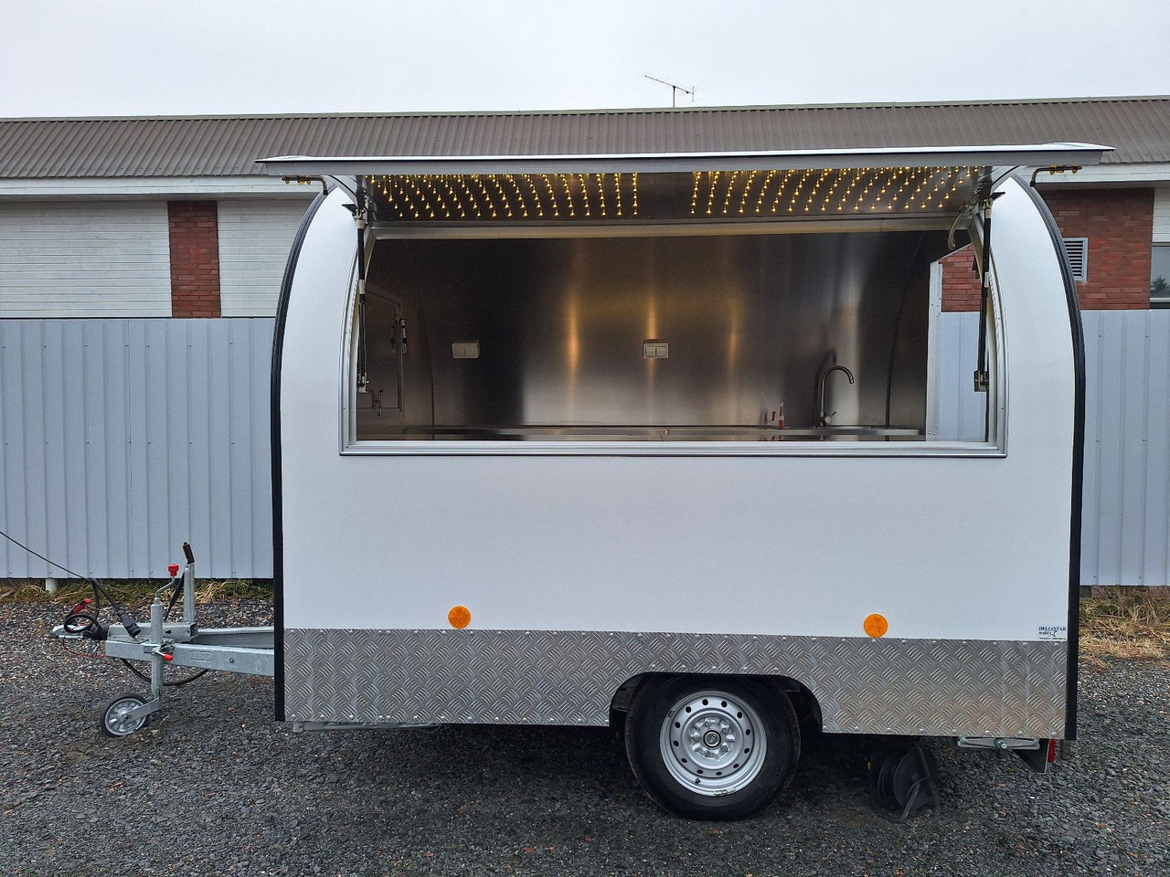 Esselmann EasyGo 280 - Prikolica s hrano: slika 1 Esselmann EasyGo 280 - Prikolica s hrano: slika 1