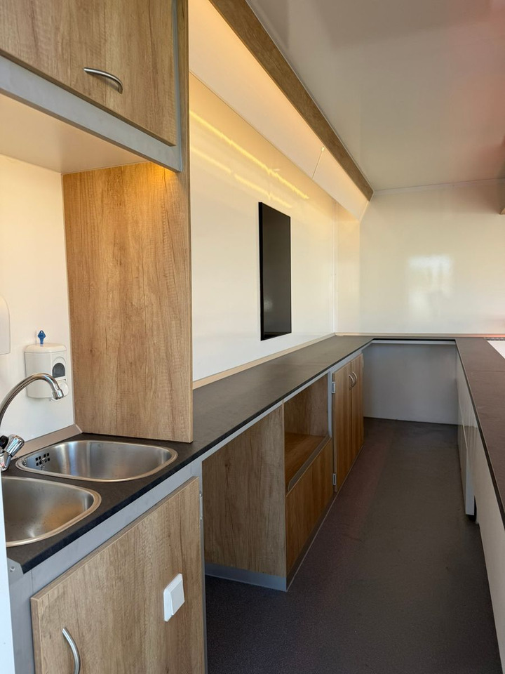 Renault ESSELMANN Verkaufsmobil - Tovornjak s hrano: slika 5 Renault ESSELMANN Verkaufsmobil - Tovornjak s hrano: slika 5