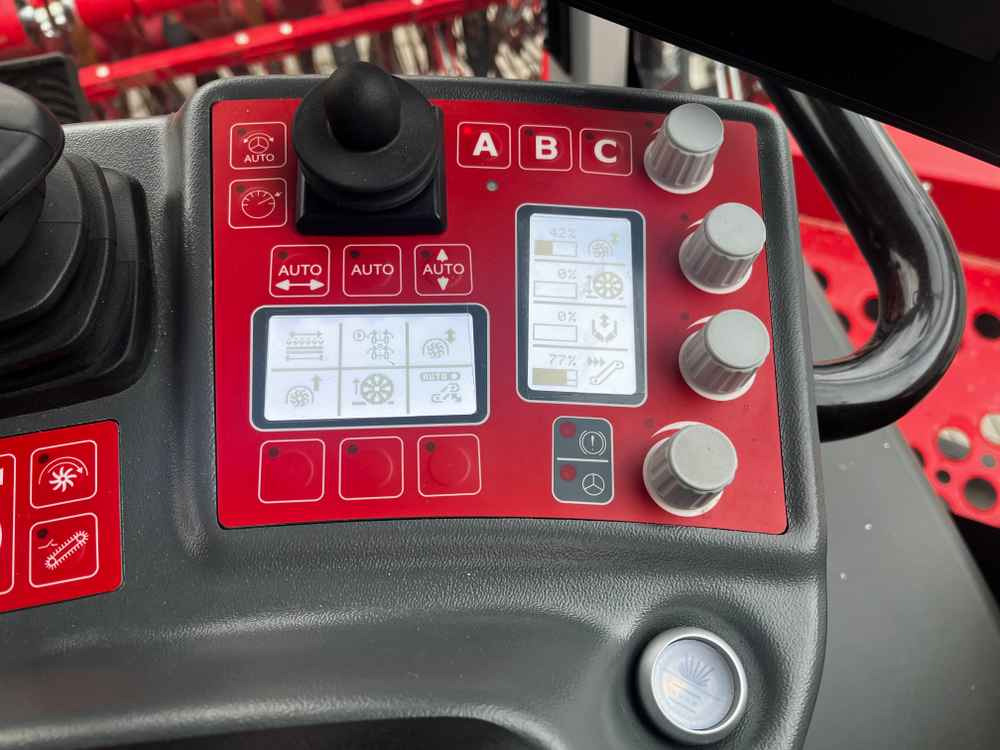 Grimme REXOR 6300 Platinum - Kombajn za peso: slika 3 Grimme REXOR 6300 Platinum - Kombajn za peso: slika 3