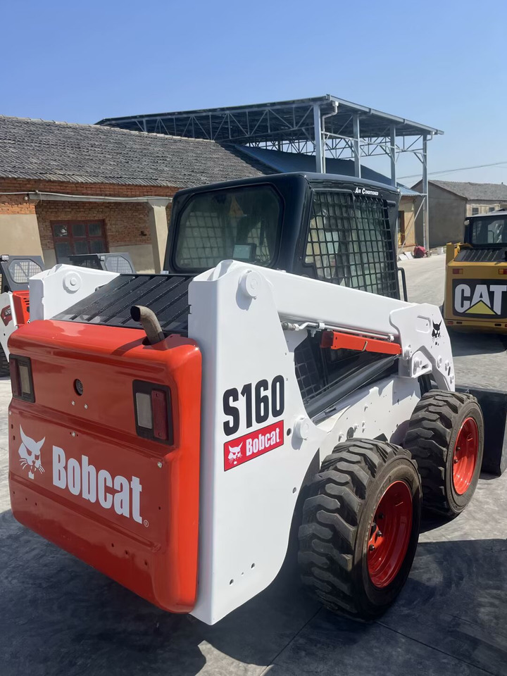 Bobcat S160 - Mini nakladalec: slika 4 Bobcat S160 - Mini nakladalec: slika 4