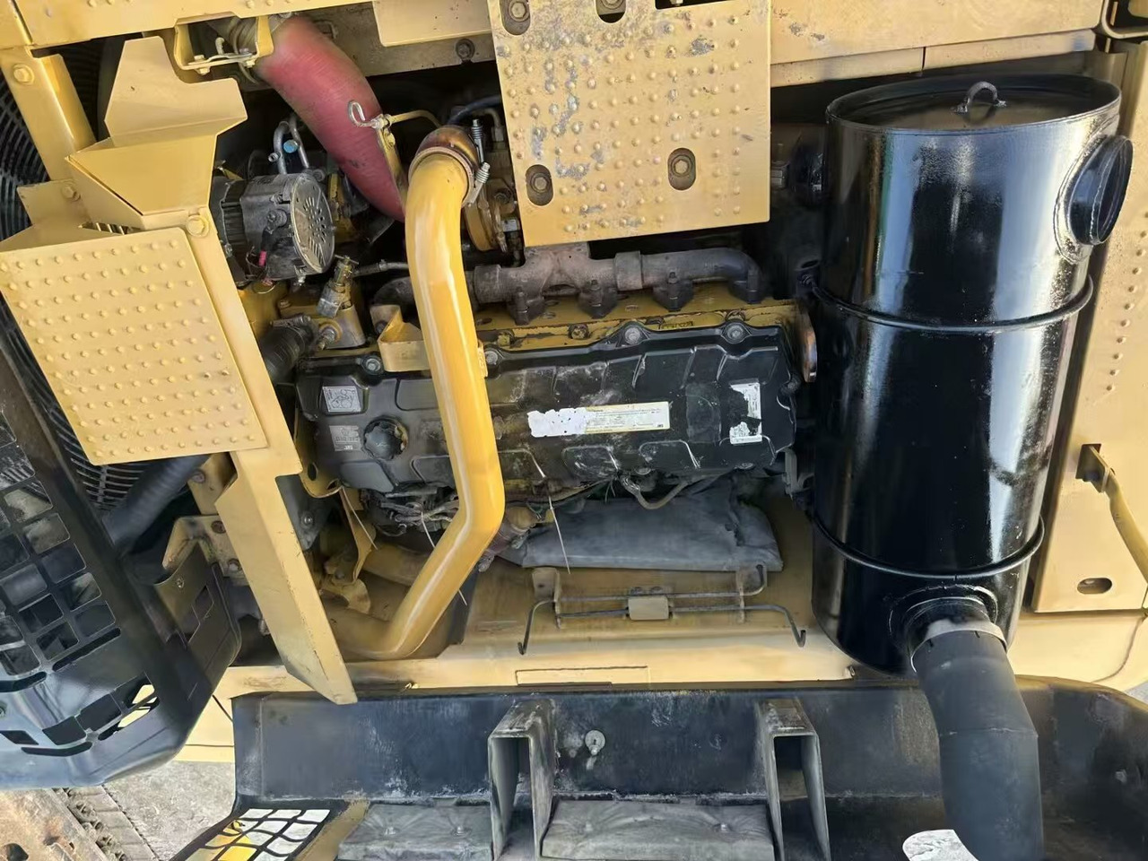 Bager goseničar CAT 330D: slika 6