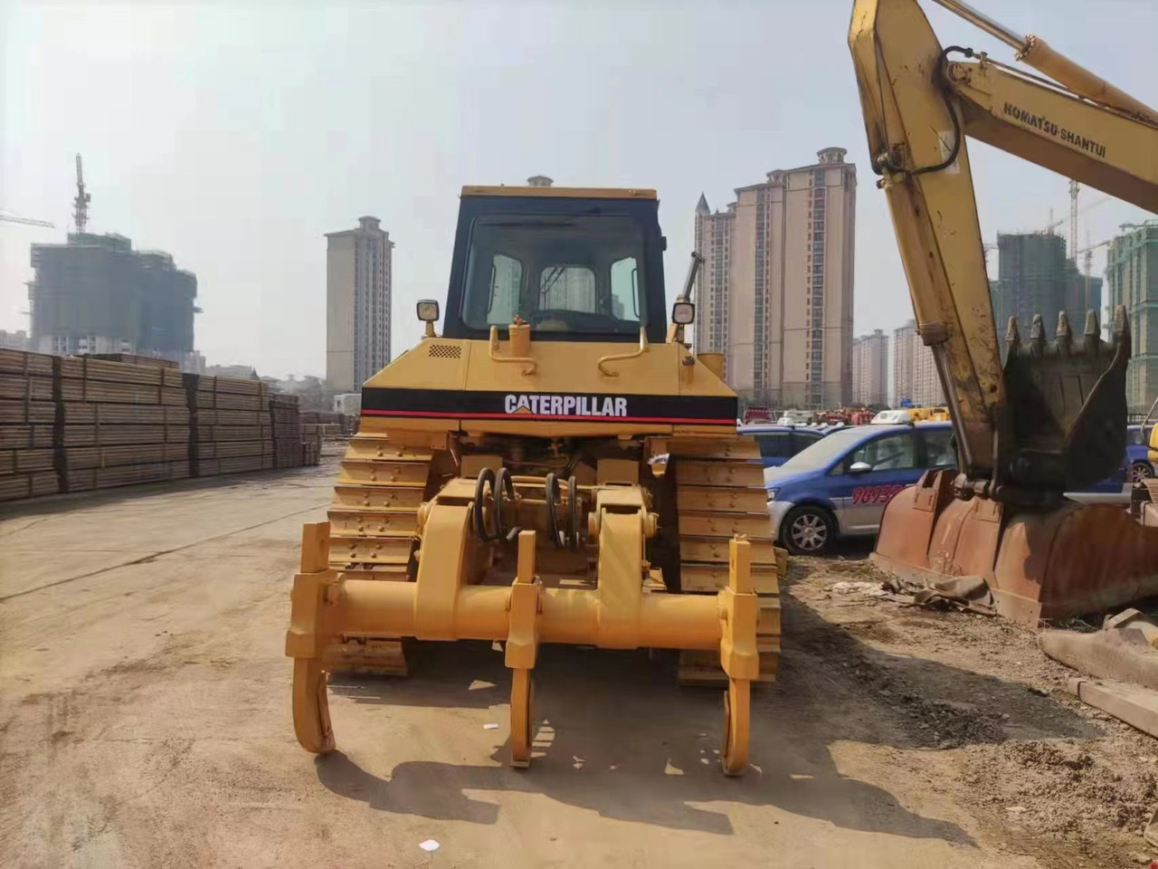 CAT D6M - Buldožer: slika 3 CAT D6M - Buldožer: slika 3