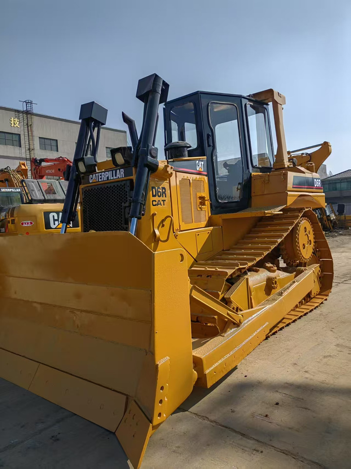 CAT D6R - Buldožer: slika 5 CAT D6R - Buldožer: slika 5