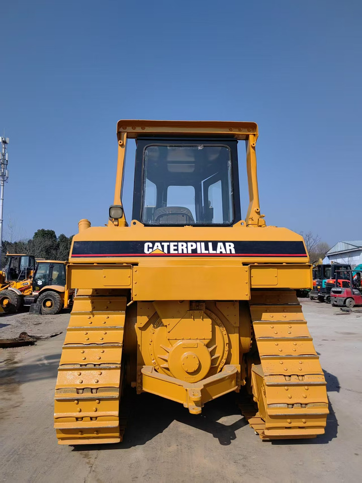 CAT D6R - Buldožer: slika 2 CAT D6R - Buldožer: slika 2