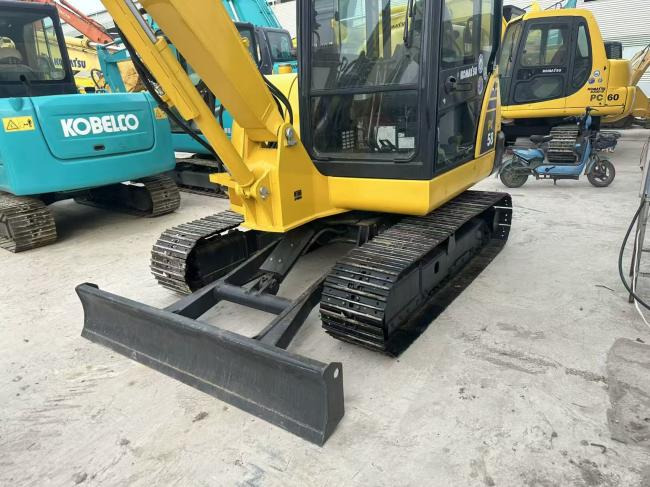 Komatsu PC56 - Mini bager: slika 3 Komatsu PC56 - Mini bager: slika 3