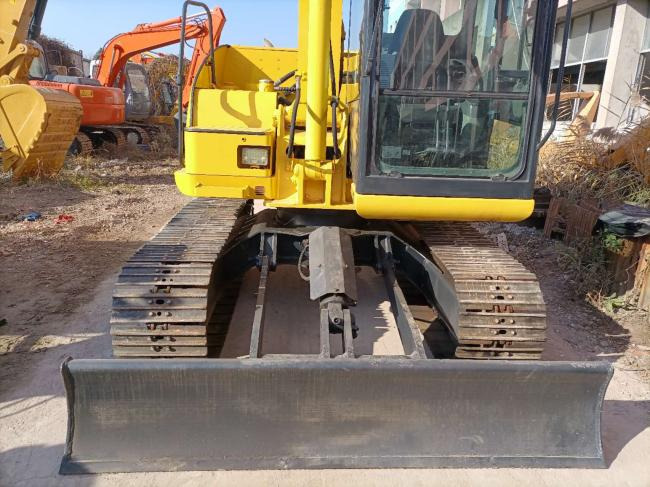 Komatsu PC70 - Mini bager: slika 2 Komatsu PC70 - Mini bager: slika 2