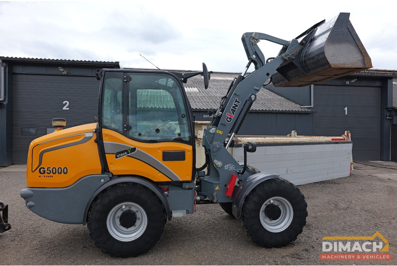 Giant G5000 - Kolesni nakladalec: slika 2 Giant G5000 - Kolesni nakladalec: slika 2