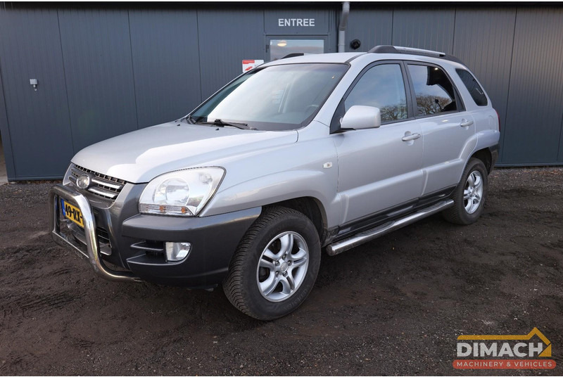 Kia Sportage 1.9L benzine - NL auto - winterbanden - apk 20-7-26 - SUV: slika 1 Kia Sportage 1.9L benzine - NL auto - winterbanden - apk 20-7-26 - SUV: slika 1