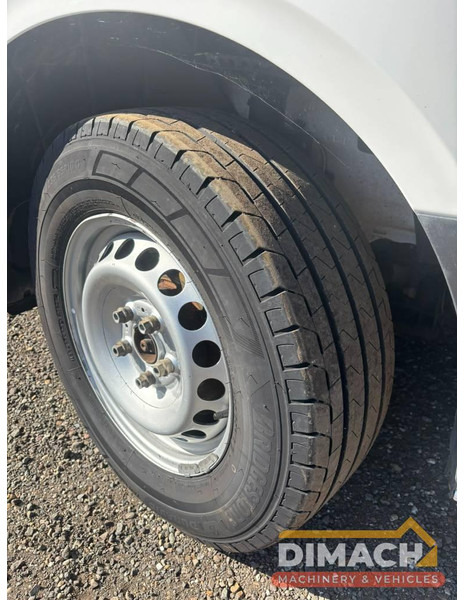 MAN TGE 3.180 L4H3 maxi Engine problem - motorschade -VW crafter L4H3 maxi bus - koffer - klima - euro 6 - Furgon: slika 4 MAN TGE 3.180 L4H3 maxi Engine problem - motorschade -VW crafter L4H3 maxi bus - koffer - klima - euro 6 - Furgon: slika 4