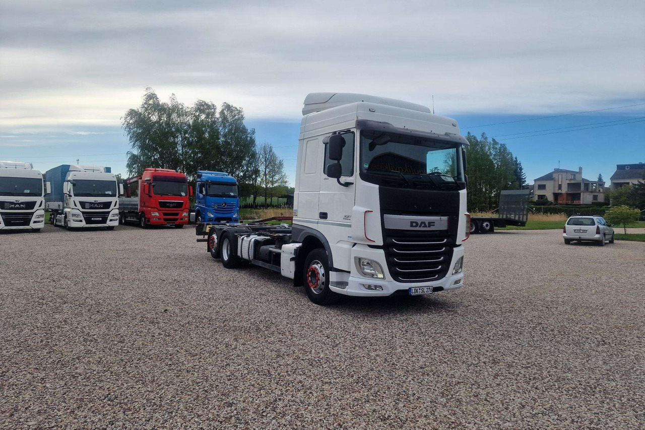 DAF XF 460 - Kontejnerski tovornjak/ Tovornjak z zamenljivim tovoriščem: slika 1 DAF XF 460 - Kontejnerski tovornjak/ Tovornjak z zamenljivim tovoriščem: slika 1