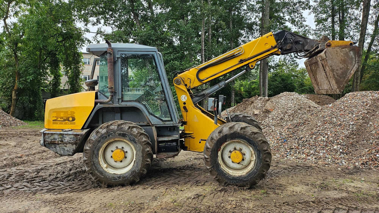 Ładowarka teleskopowa MATBRO TR250-110 Powershift jcb - Teleskopski kolesni nakladalnik: slika 1 Ładowarka teleskopowa MATBRO TR250-110 Powershift jcb - Teleskopski kolesni nakladalnik: slika 1