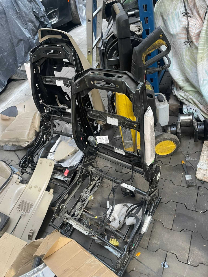 Fotele do Mercedes W 207 kabrio - Sedež za Avtomobil: slika 1 Fotele do Mercedes W 207 kabrio - Sedež za Avtomobil: slika 1