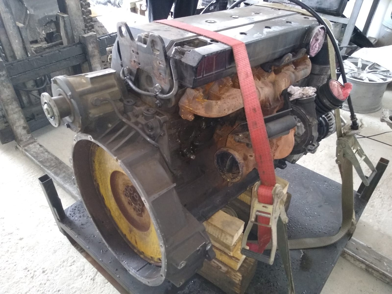 Motor za Tovornjak MERCEDES-BENZ REGENERACJA NAPRAWA REMONT SILNIK Om: 473 , om 472 , om 471 , om 470 , om 934 , om 936 mp4 mp5 Om: 501 ,om 541, om 457 ,om 460 ,om 904 , om 906, om 924, om 926 Om: 502 V8, 503 V10, 504 V12 Om: 401, 42: slika 29 Motor za Tovornjak MERCEDES-BENZ REGENERACJA NAPRAWA REMONT SILNIK Om: 473 , om 472 , om 471 , om 470 , om 934 , om 936 mp4 mp5 Om: 501 ,om 541, om 457 ,om 460 ,om 904 , om 906, om 924, om 926 Om: 502 V8, 503 V10, 504 V12 Om: 401, 42: slika 29