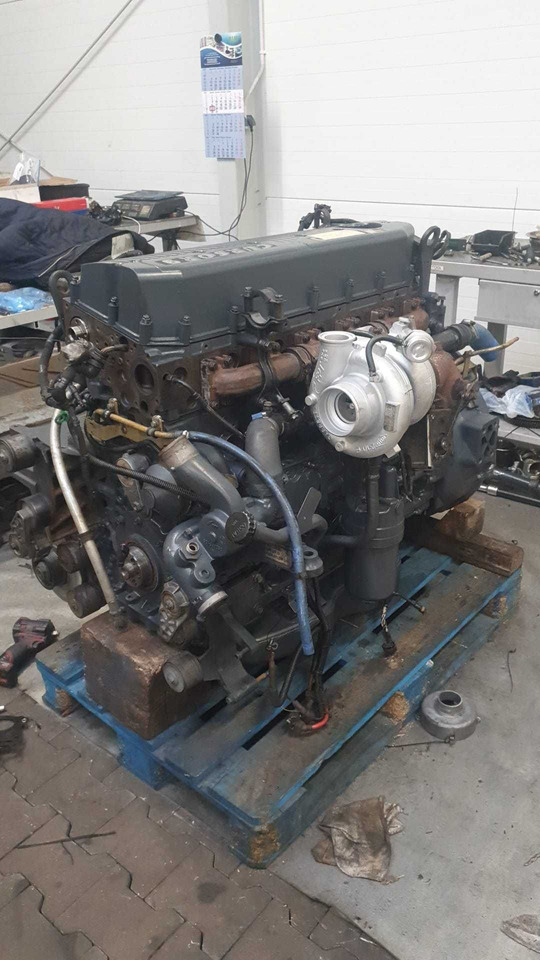 Silnik Iveco F2CFE613A F2CFE614A F2CFE611A Cursor 9 CASE NEW HOLLAND - Motor: slika 1 Silnik Iveco F2CFE613A F2CFE614A F2CFE611A Cursor 9 CASE NEW HOLLAND - Motor: slika 1