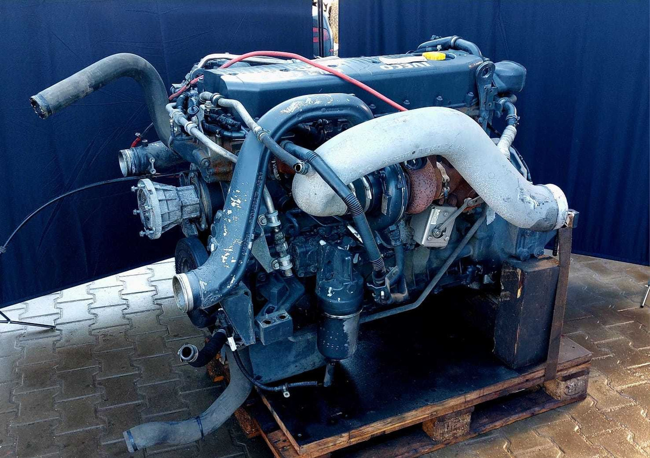Silnik Long Blok Iveco Cursor 9 e 5 6 Class Case New Holland - Motor: slika 3 Silnik Long Blok Iveco Cursor 9 e 5 6 Class Case New Holland - Motor: slika 3