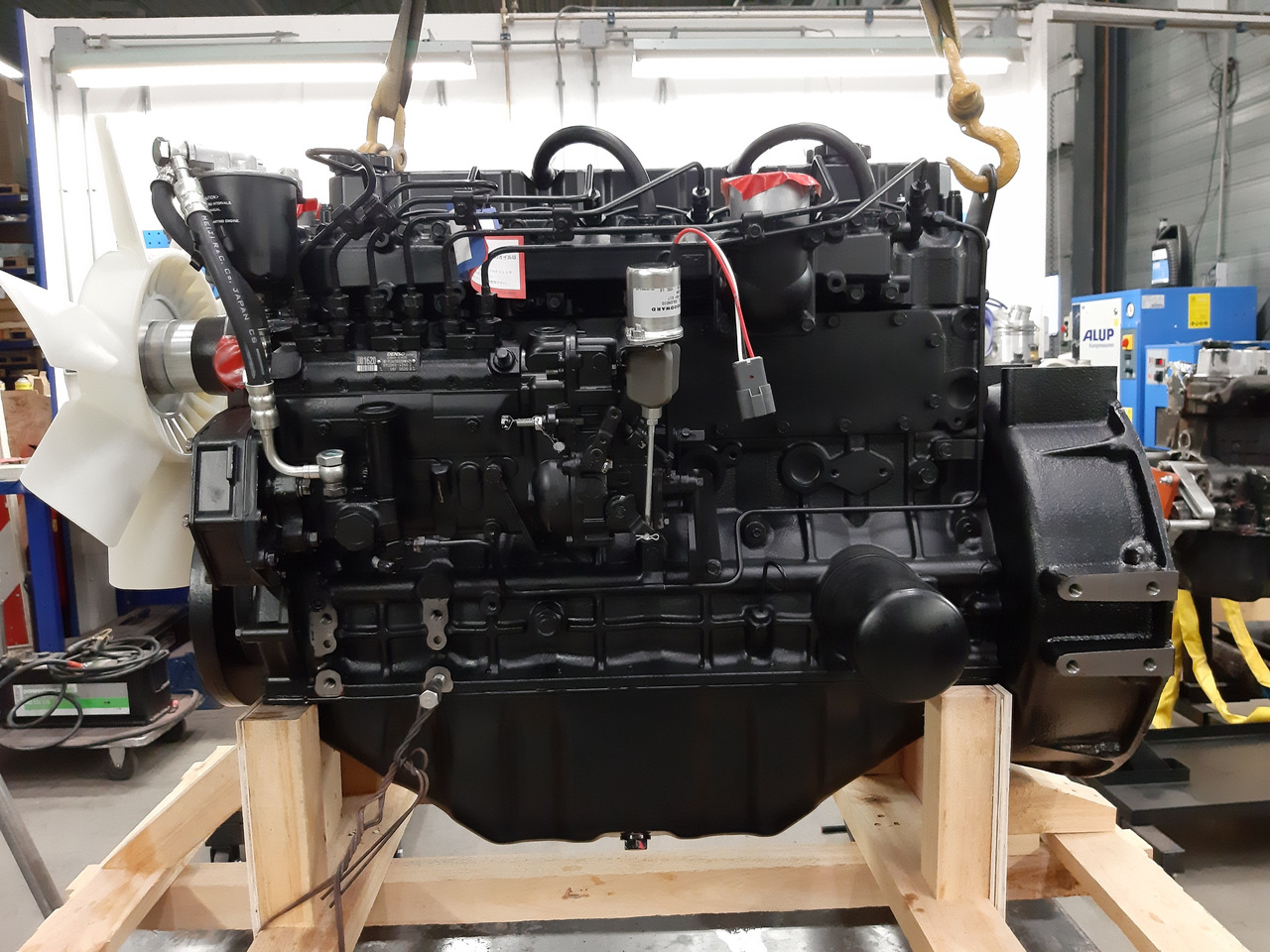 Mitsubishi New engine S6S 70Kw @ 2500 rpm - Motor za Bager: slika 1 Mitsubishi New engine S6S 70Kw @ 2500 rpm - Motor za Bager: slika 1