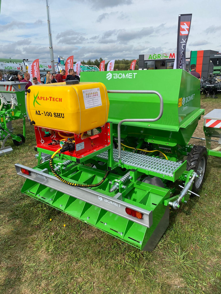Bomet Kartoffelpflanzmaschine / Potato planter / Planteuse de pomme de terre / Piantapatate / Sadzarka ziemniaków - Sadilec krompirja: slika 2 Bomet Kartoffelpflanzmaschine / Potato planter / Planteuse de pomme de terre / Piantapatate / Sadzarka ziemniaków - Sadilec krompirja: slika 2