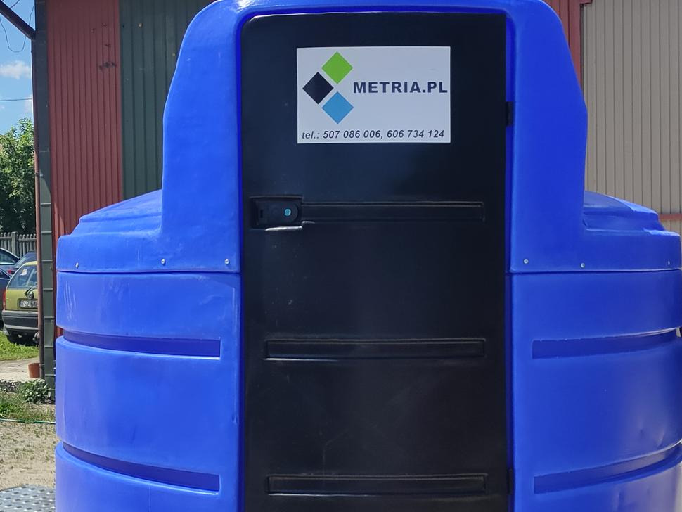 DC AdBlue tank / Cuve à AdBlue / Serbatoio per AdBlue / Бак для AdBlue / Adblue 2500 l - Rezervoar za skladiščenje: slika 4 DC AdBlue tank / Cuve à AdBlue / Serbatoio per AdBlue / Бак для AdBlue / Adblue 2500 l - Rezervoar za skladiščenje: slika 4