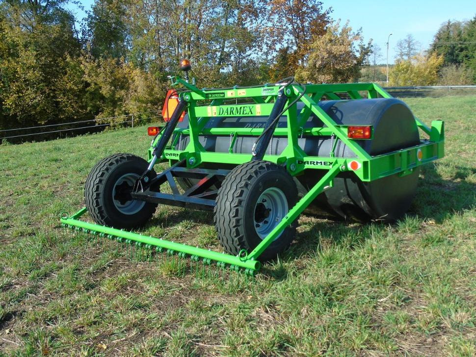 Darmex Wiesenwalze / Meadow roller / Rouleau de prairie / Rullo liscio / Каток луговой / Wał łąkowy 3 m - Kmetijski valjar: slika 4 Darmex Wiesenwalze / Meadow roller / Rouleau de prairie / Rullo liscio / Каток луговой / Wał łąkowy 3 m - Kmetijski valjar: slika 4