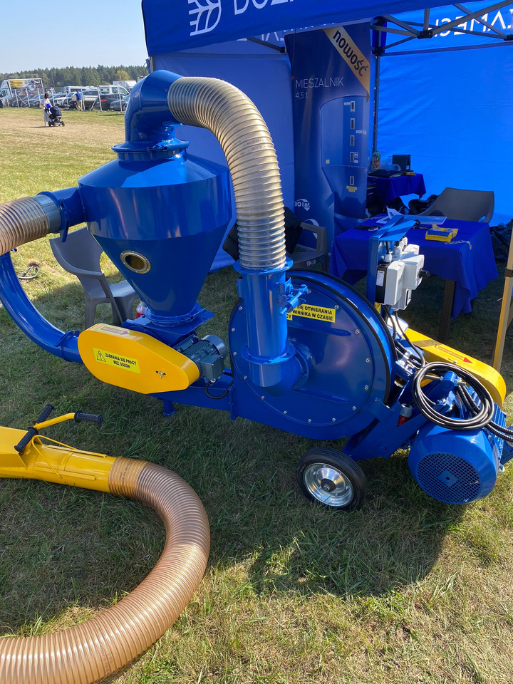 Dozamech Saug-Druckgebläse / Suction and pressure blower / Suceuse à grains / Trasportatore / Пневматический вдуватель / Dmuchawa ssąco-tłocząca T-420 - Tekoči trak: slika 2 Dozamech Saug-Druckgebläse / Suction and pressure blower / Suceuse à grains / Trasportatore / Пневматический вдуватель / Dmuchawa ssąco-tłocząca T-420 - Tekoči trak: slika 2