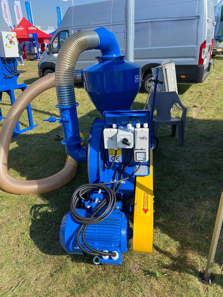 Dozamech Saug-Druckgebläse / Suction and pressure blower / Suceuse à grains / Trasportatore / Пневматический вдуватель / Dmuchawa ssąco-tłocząca T-420 - Tekoči trak: slika 5 Dozamech Saug-Druckgebläse / Suction and pressure blower / Suceuse à grains / Trasportatore / Пневматический вдуватель / Dmuchawa ssąco-tłocząca T-420 - Tekoči trak: slika 5