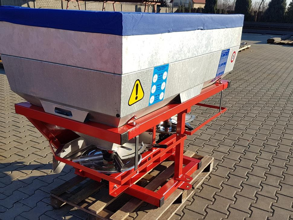 Grass-Rol Düngerstreuer / Fertilizer spreader / Epandeur d'engrais / Spandiconcime / Разбрасыватель минеральных удобрений / Rozsiewacz nawozu 600 l - Trosilnik gnojila: slika 5 Grass-Rol Düngerstreuer / Fertilizer spreader / Epandeur d'engrais / Spandiconcime / Разбрасыватель минеральных удобрений / Rozsiewacz nawozu 600 l - Trosilnik gnojila: slika 5